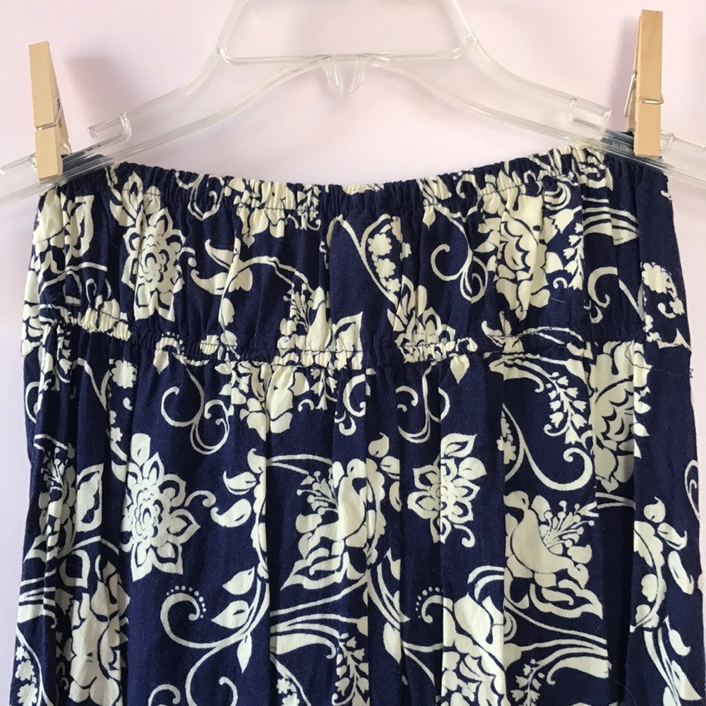 Wide Ruffled Hem Maxi - Picture 8 of 8